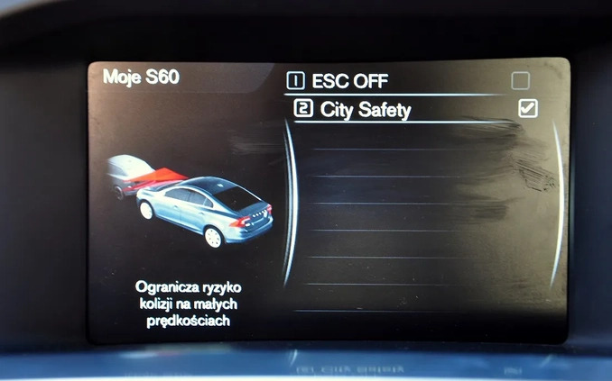 Volvo S60 cena 47800 przebieg: 207000, rok produkcji 2014 z Starachowice małe 529